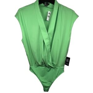 Express Green Sleeveless V-Neck Snap Thong Bodysuit Size Small Spring Feminine